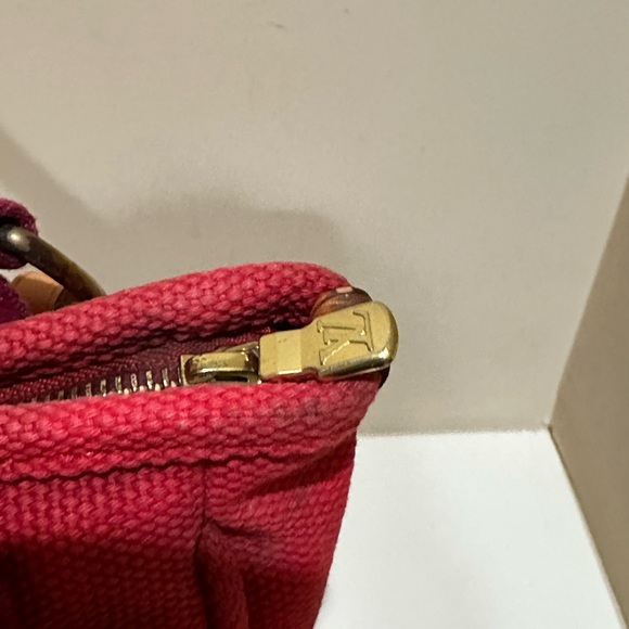 Louis Vuitton Red Canvas Antiqua Tote Small - Picture 7 of 12